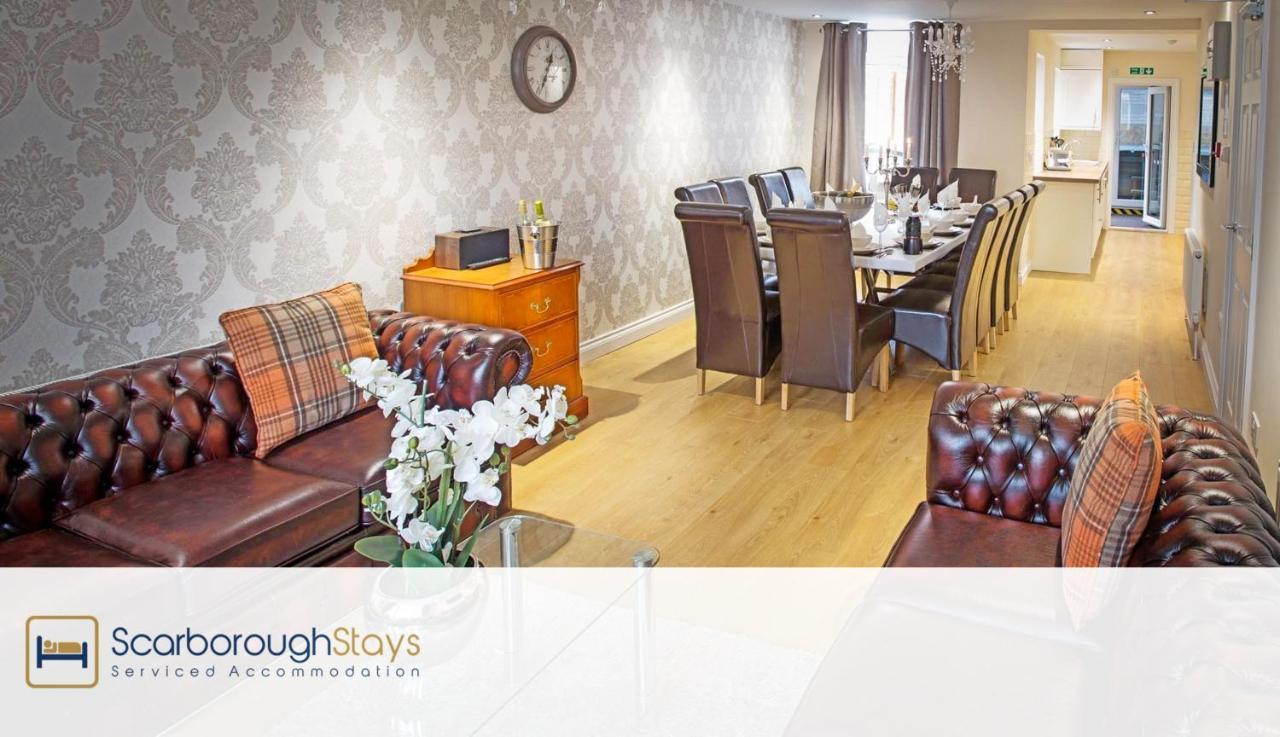 Scarborough Stays - Luxury Townhouse Ideal For Large Groups - Hot Tub Exterior foto